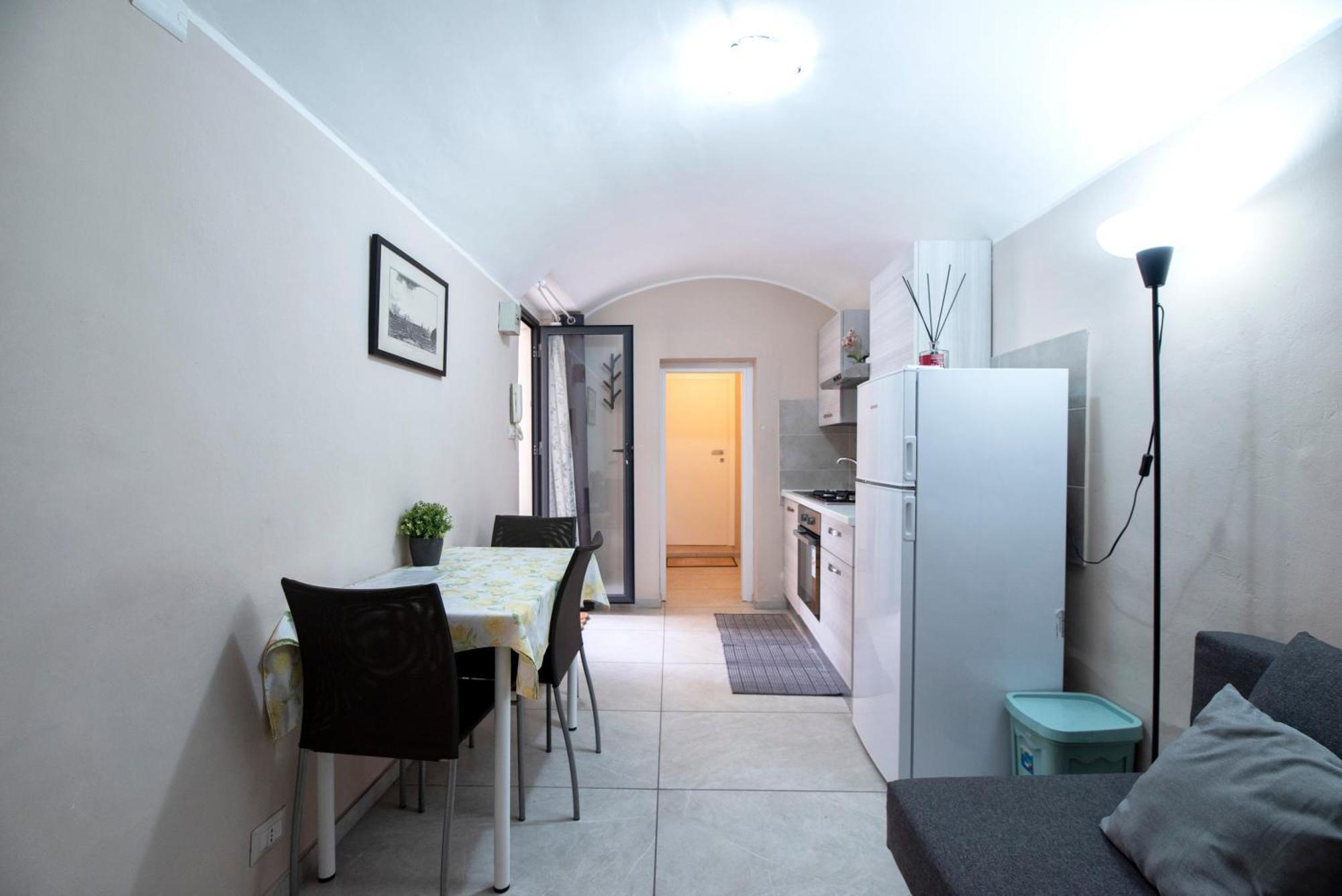 Apartment Veneto, Catania Center Buitenkant foto