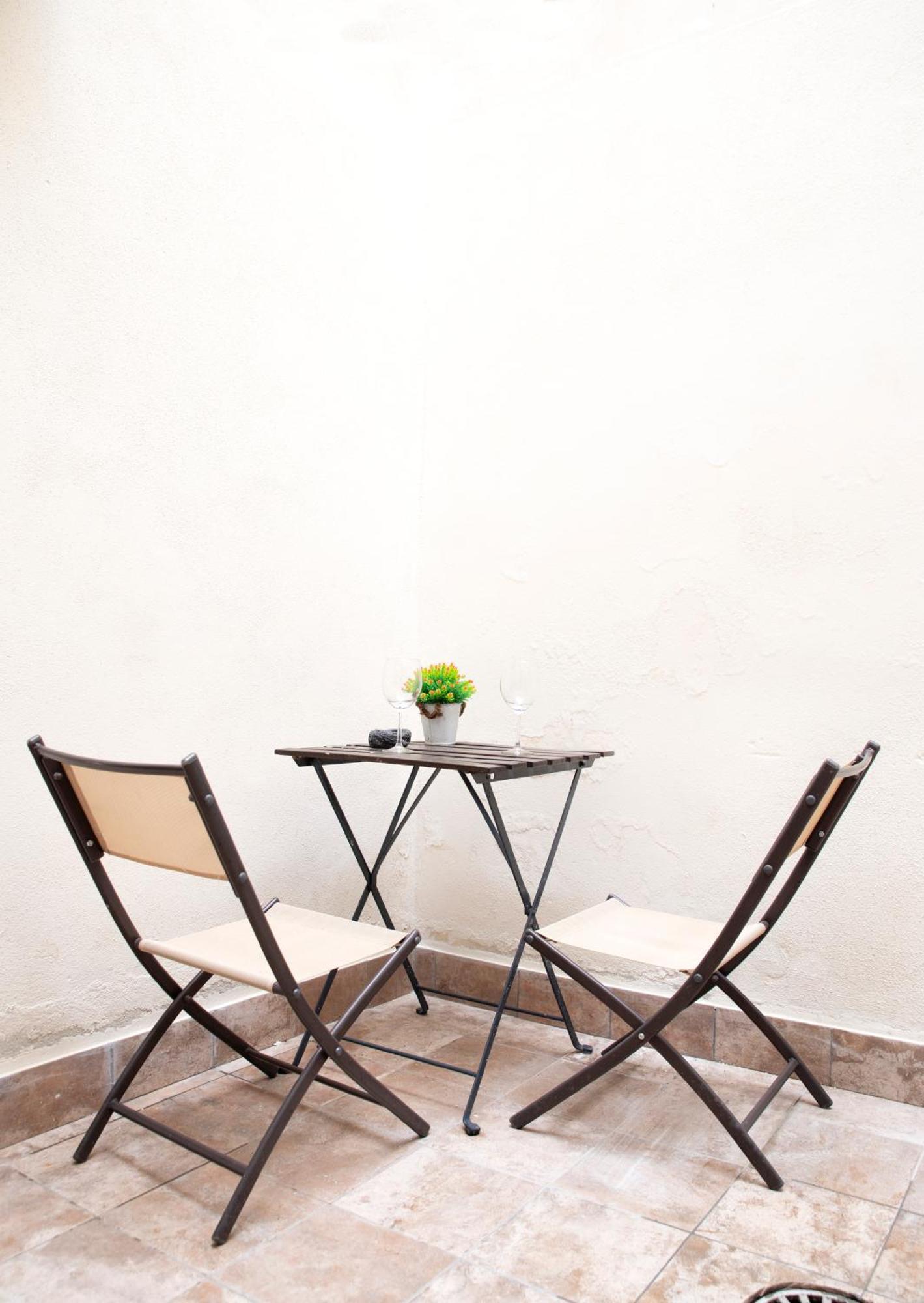 Apartment Veneto, Catania Center Buitenkant foto